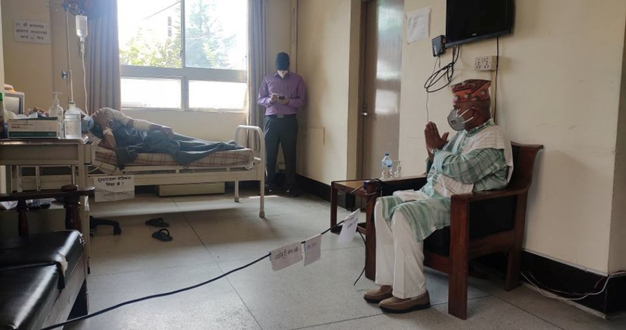 ex president Dr rambaran yadab meet Dr Kc